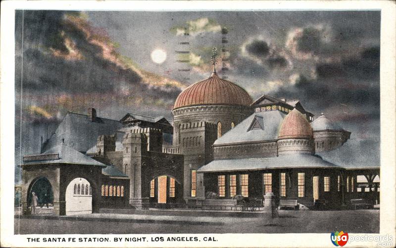 The Santa Fe Station by night