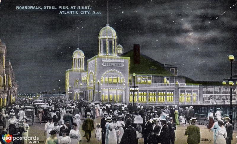 Boardwalk, Steel Pier at night