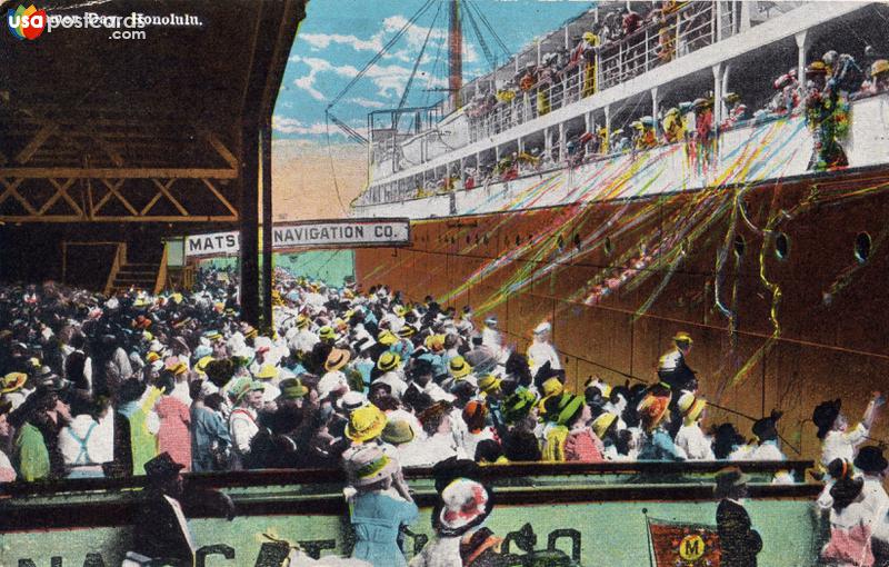 Pictures of Honolulu, Hawaii, United States: Steamer Day