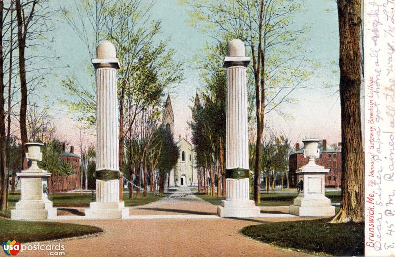 Memorial Gateway, Bowdoin College