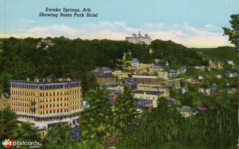 Pictures of Eureka Springs, Arkansas: Showing Basin Park Hotel