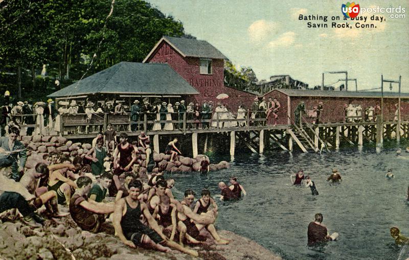 Pictures of Savin Rock, Connecticut: Bathing on a busy day
