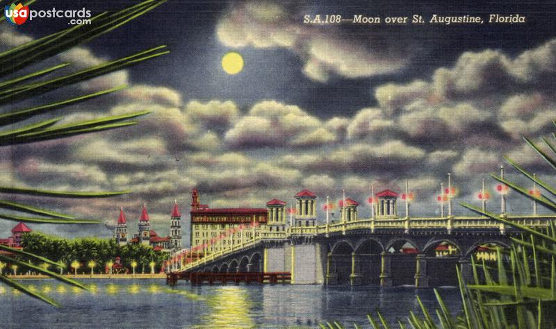 Pictures of St. Augustine, Florida: Moon Over St. Augustine
