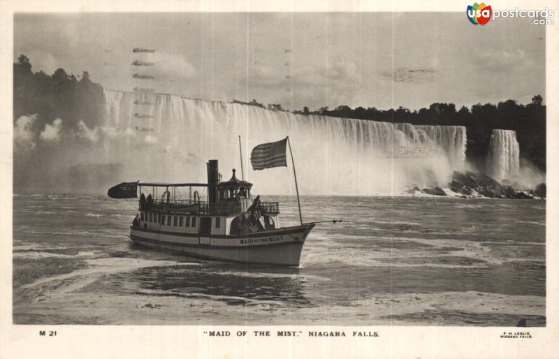 Pictures of Niagara Falls, New York: Maid of the Mist below American Falls