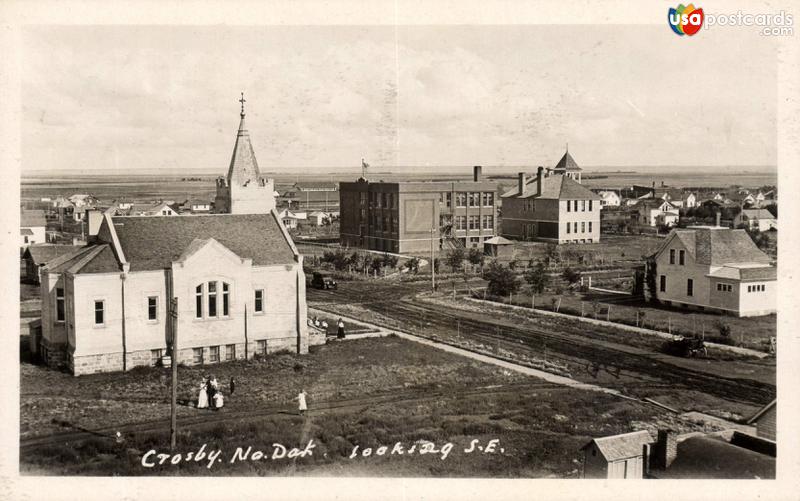 Pictures of Crosby, North Dakota: Looking Southeast