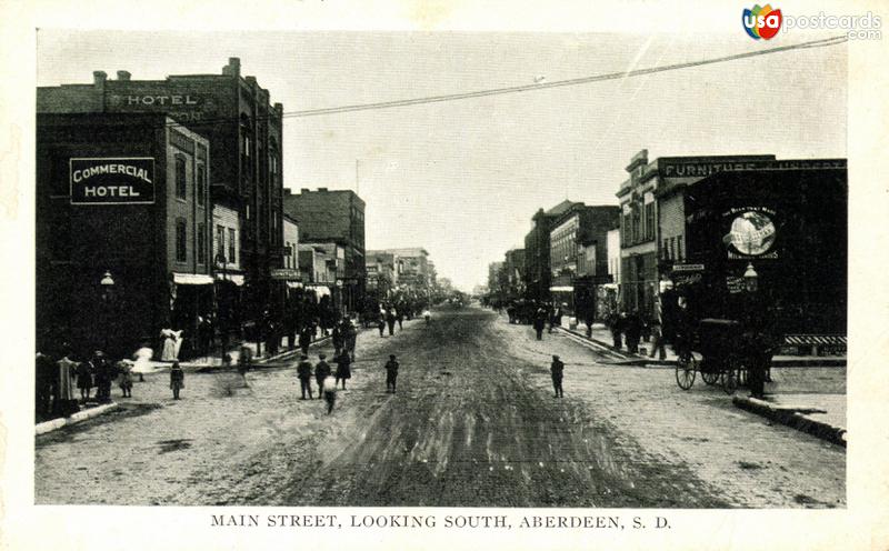 Pictures of Aberdeen, South Dakota: Main Street, looking South