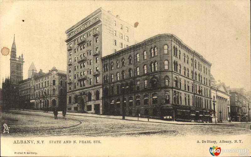 Pictures of Albany, New York: State and North Pearl Streets