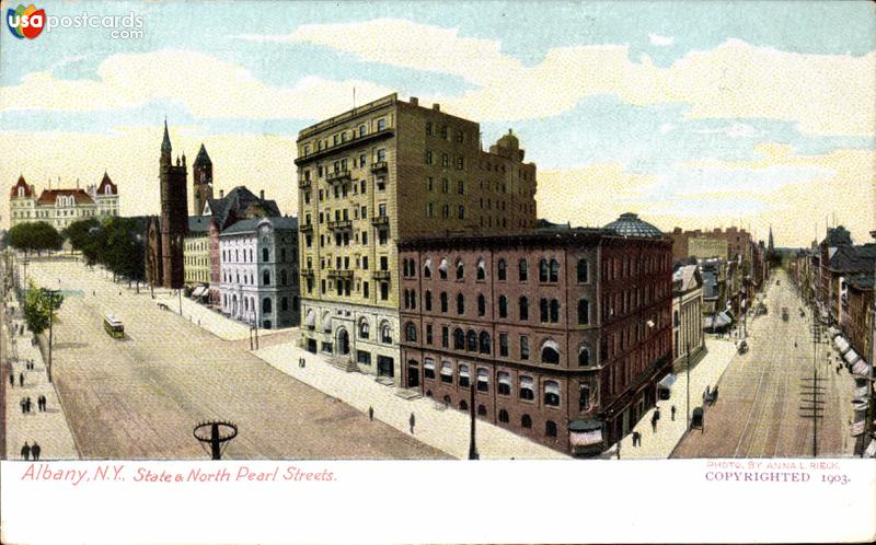 Pictures of Albany, New York: State and North Pearl Streets