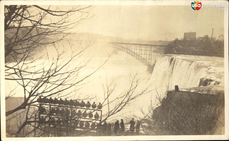 Pictures of Niagara Falls, New York: International Bridge