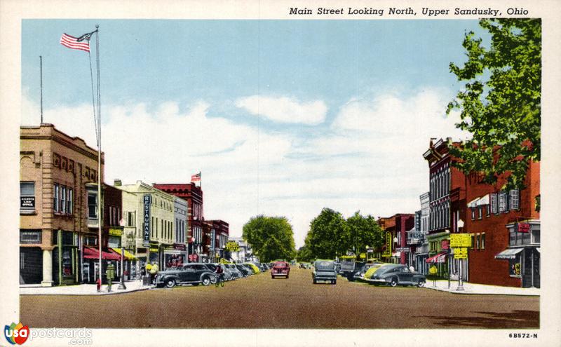 Pictures of Upper Sandusky, Ohio: Main Street Looking North