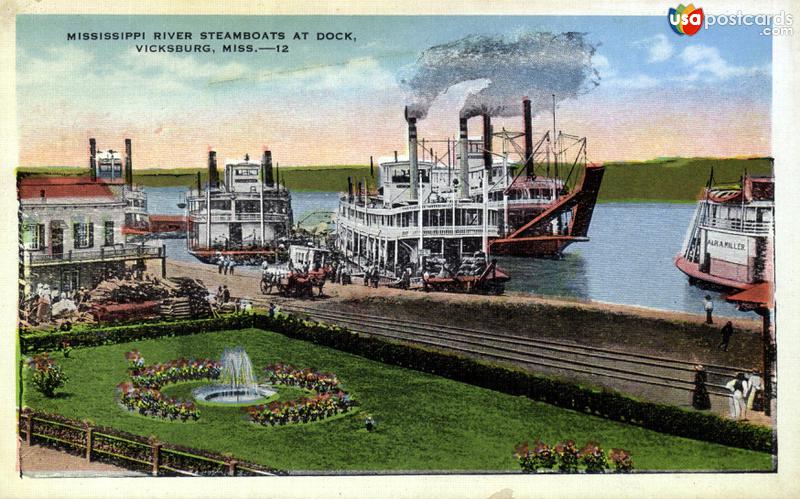 Pictures of Vicksburg, Mississippi: Mississippi River Steamboats at Dock