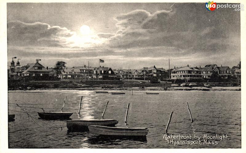 Pictures of Hyannisport, Massachusetts: Waterfront by moonlight
