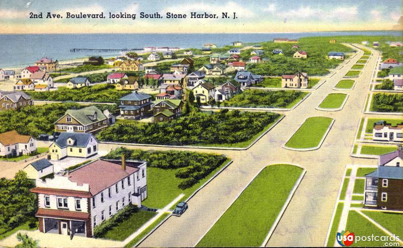 Pictures of Stone Harbor, New Jersey: 2nd. Avenue Boulevard, looking South