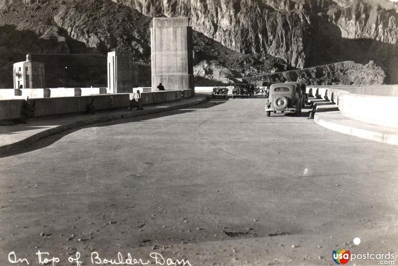 Pictures of Boulder Dam, Nevada: On top of Boulder Dam
