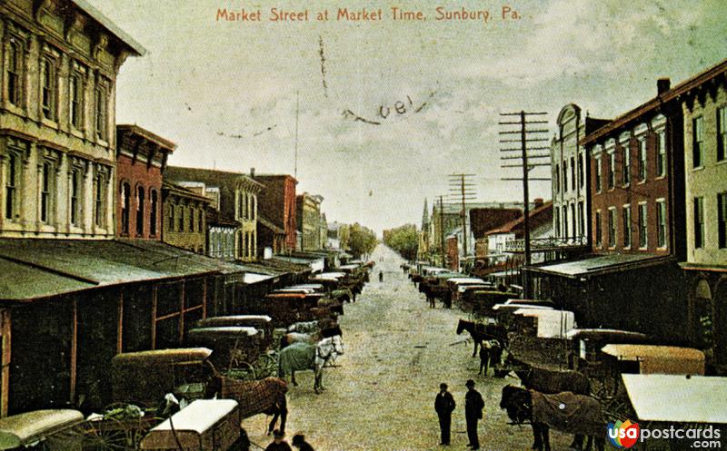Pictures of Sunbury, Pennsylvania: Market Street at Market Time