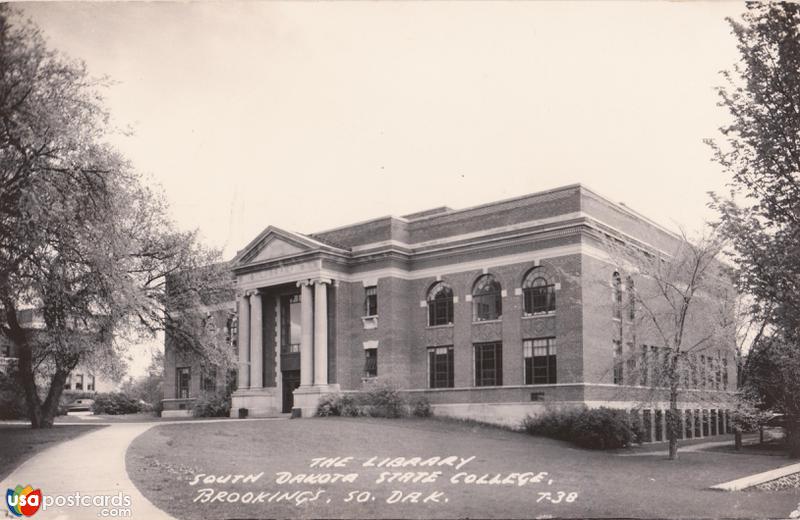 Pictures of Brookings, South Dakota: The Library, South Dakota State College