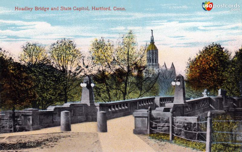 Pictures of Hartford, Connecticut: Hoadlaey Bridge and State Capitol