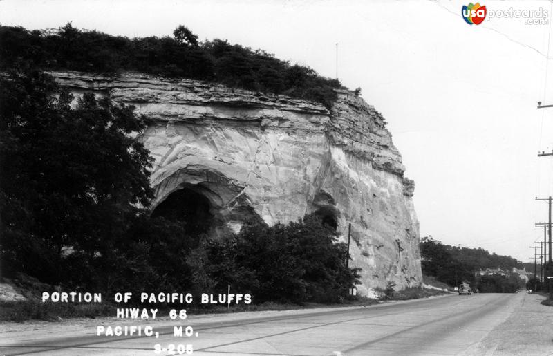 Pictures of Pacific, Missouri: Portion of Pacific Bluffs / Highway 66
