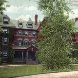 Smith College, Dickinson House