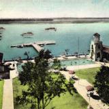 Grounds and swimming pool, Savannah Oglethorpe Hotel