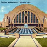 Cincinnati Union Terminal and Fountain